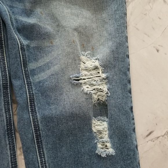 FP Women's Distressed Denim Capri Jeans, Cut-Offs, Frayed Hem - Picture 13 of 16